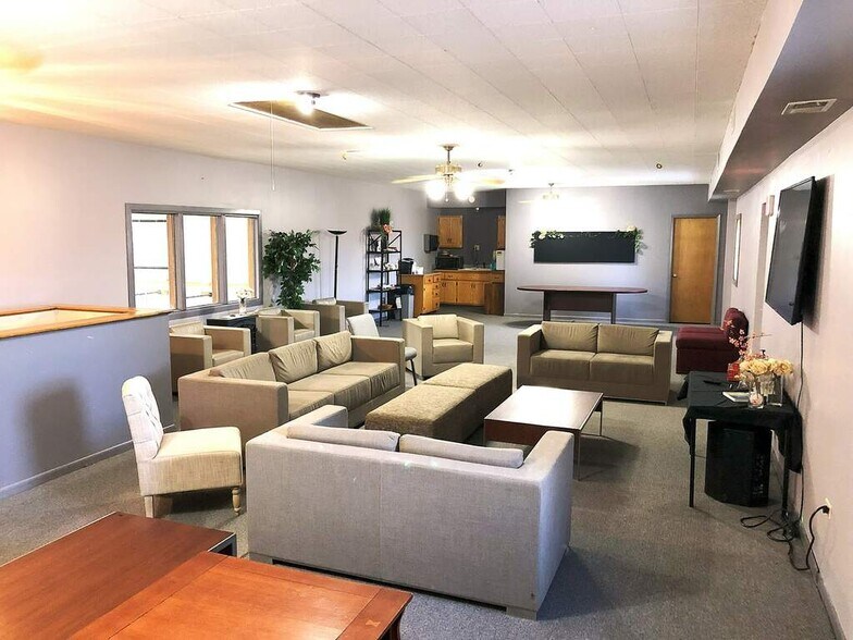 More Photos Of 14832 W 163rd St, Homer Glen Religious Facility For Lease