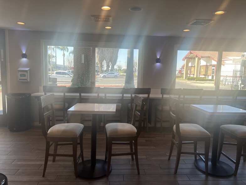 More Photos Of 584 N East St, Woodland Hotel For Sale