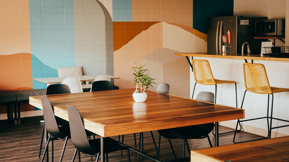 More Photos Of 4379 30th St, San Diego Coworking Space