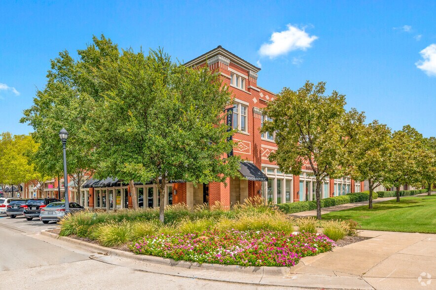 More Photos Of 1256 Main St, Southlake Unknown For Lease