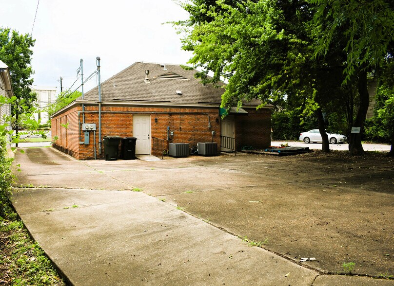 More Photos Of 557-559 S Lawrence St, Montgomery Office For Sale