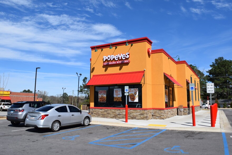 More Photos Of 2802 20th Ave, Valley Fast Food For Sale