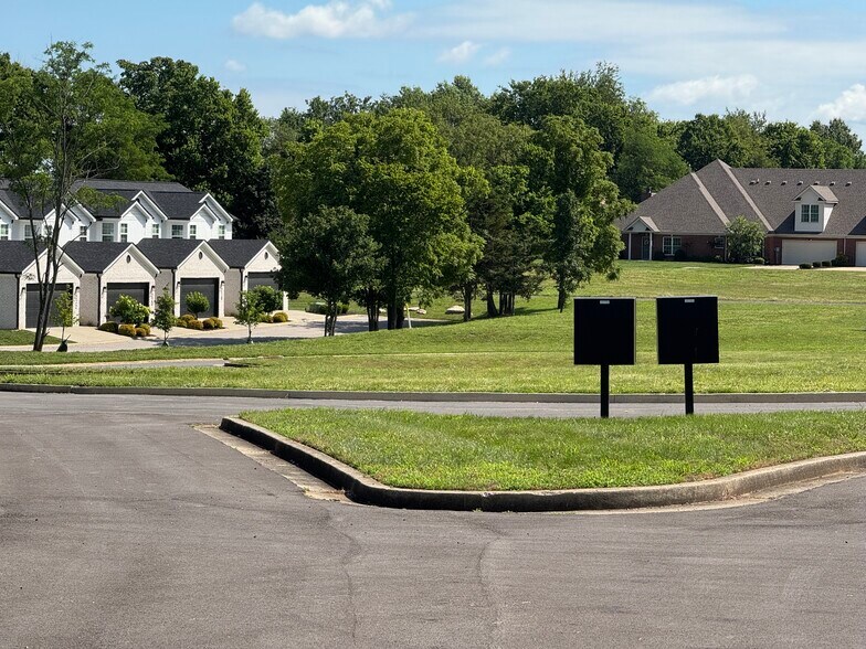 More Photos Of Sugartree Ln, Versailles Land For Sale
