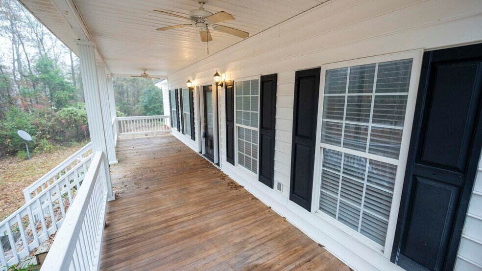 More Photos Of 1646 E Wesley Chapel Rd, Byron Land For Sale