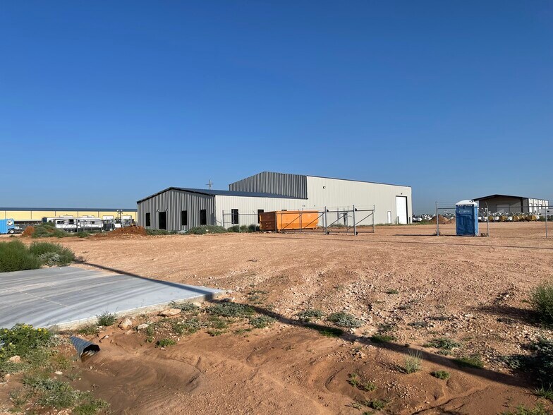 More Photos Of 5822 W County Rd 123, Midland Warehouse For Lease