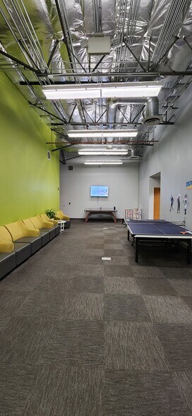 More Photos Of 6870 Bermuda Rd, Las Vegas Office For Lease