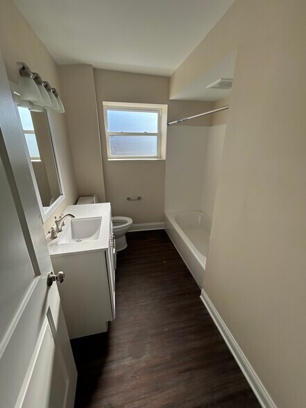 More Photos Of 924 Brookline Blvd, Pittsburgh Storefront Retail Residential For Lease