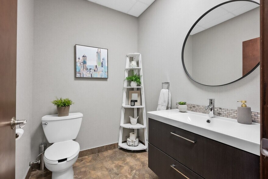 More Photos Of 130 Terence Matthews Cres, Ottawa Office For Sale