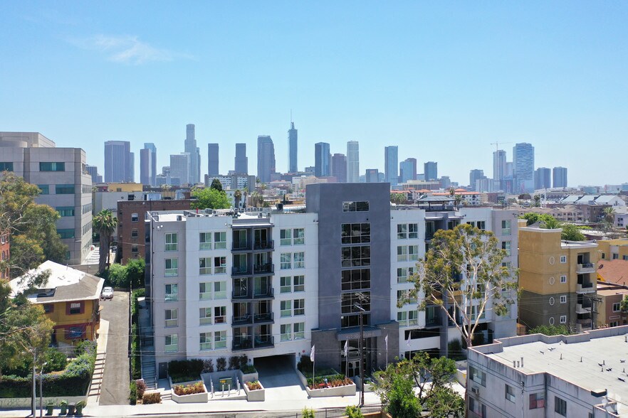 More Photos Of 422 S Lake St, Los Angeles Apartments For Sale