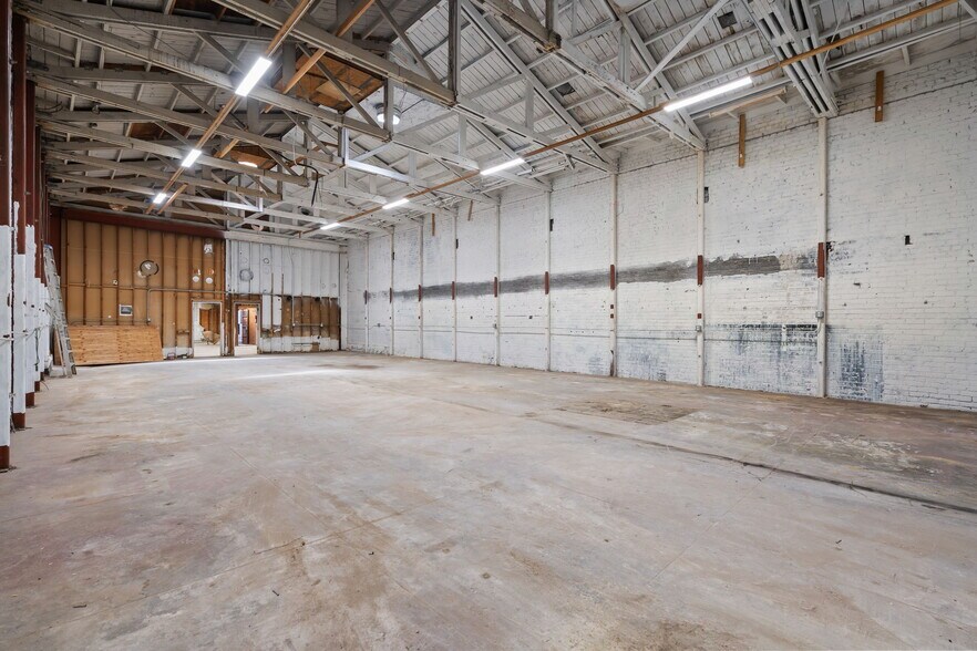More Photos Of 865 Post St, San Francisco Storefront For Lease