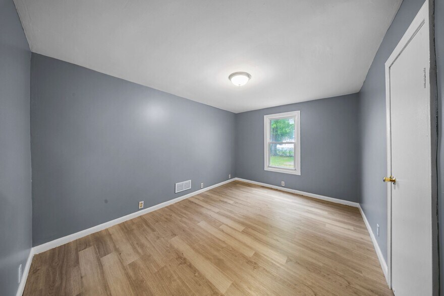 More Photos Of , Bridgeport Multifamily For Sale