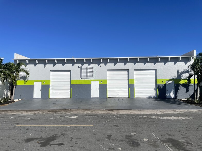 Primary Photo Of 308 S H St, Lake Worth Auto Repair For Lease