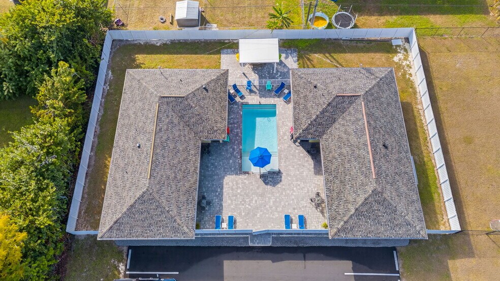 More Photos Of 624 SE 46th St, Cape Coral Multifamily For Sale