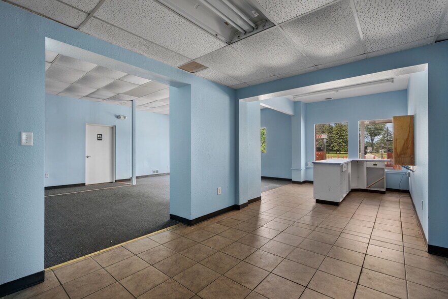 More Photos Of 3401 W Oakland Ave, Austin Truck Stop For Sale