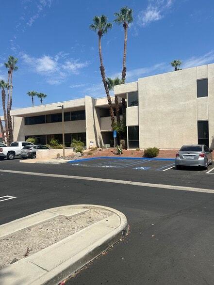 More Photos Of 225 S Civic Dr, Palm Springs Medical For Sale