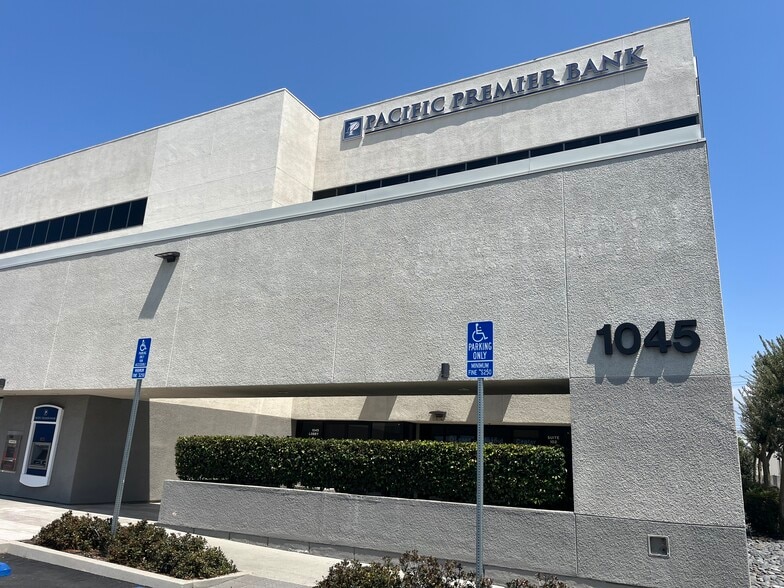 More Photos Of 1045 W Katella Ave, Orange Office For Lease