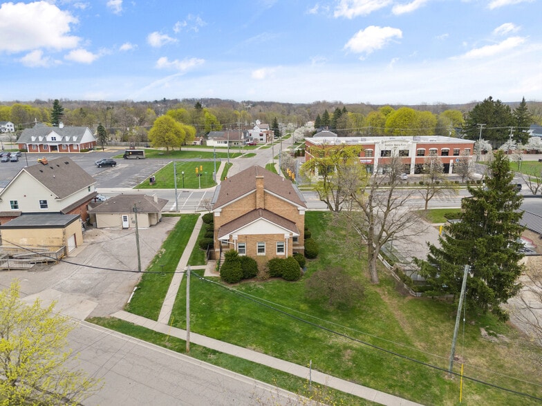 More Photos Of 71 S Washington St, Oxford Religious Facility For Sale