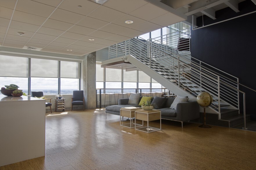 More Photos Of 210 E Capitol St, Jackson Office For Lease