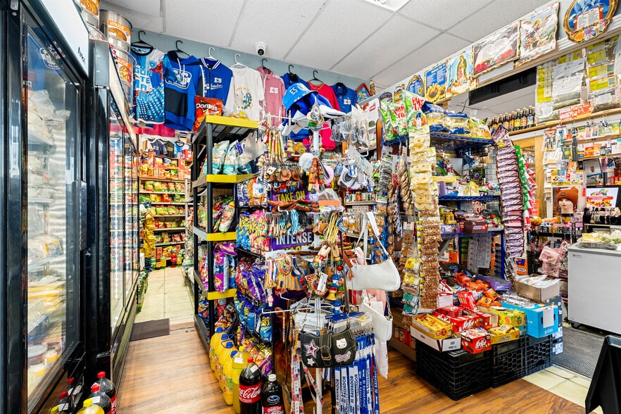 More Photos Of 163-171 Washington St, Somerville Freestanding For Sale