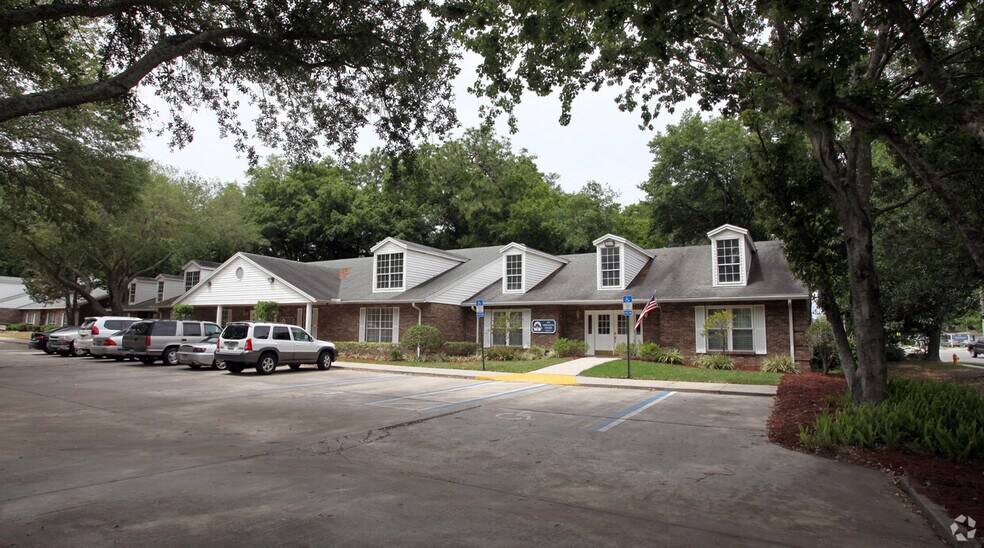 More Photos Of 2700 University Blvd W, Jacksonville Medical For Lease