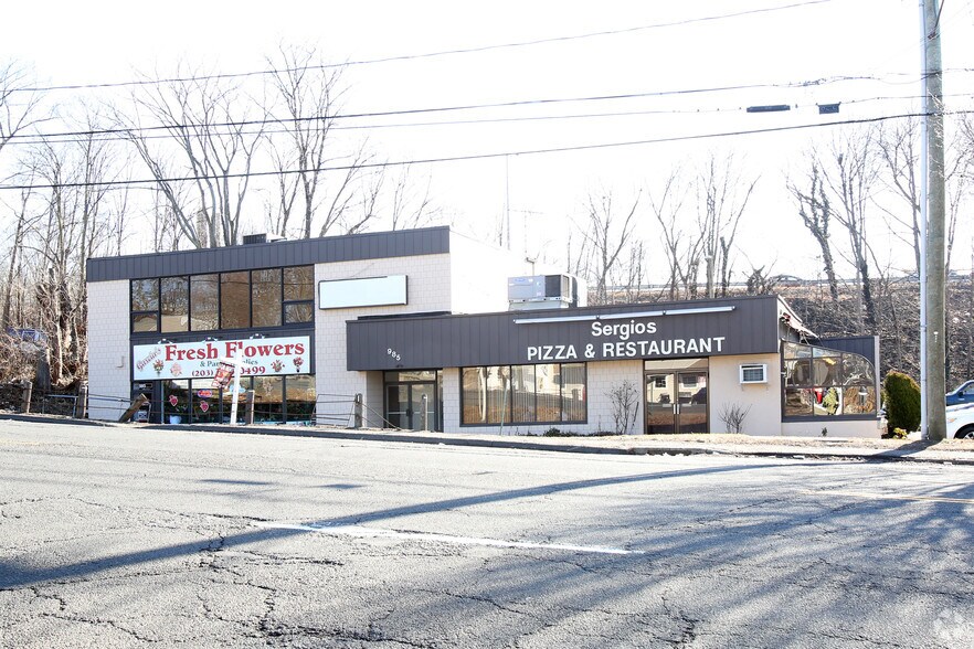 Primary Photo Of 985 E Main St, Stamford Freestanding For Lease