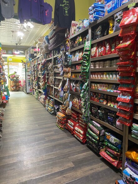 More Photos Of 181 Irving Ave, Brooklyn Storefront Retail Residential For Sale
