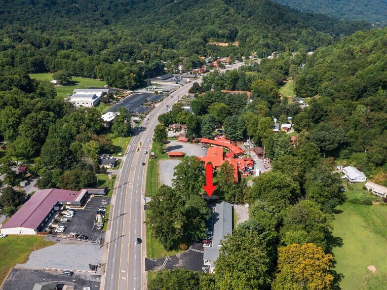 More Photos Of 2474 Soco Rd, Maggie Valley Hotel For Sale