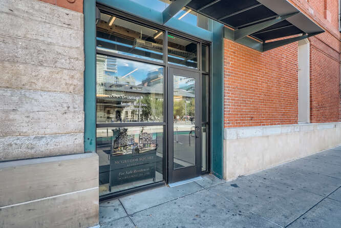 More Photos Of 1660 17th St, Denver Office Residential For Lease