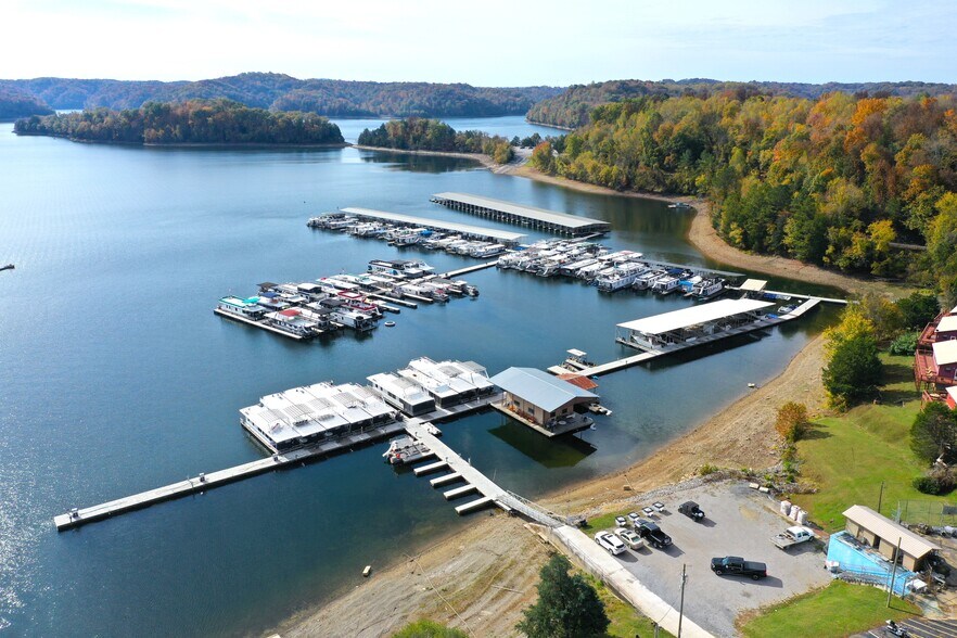 More Photos Of 705 Cedar Hill Rd, Celina Marina For Sale