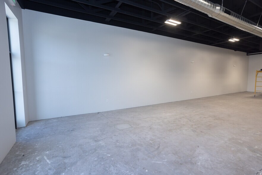 More Photos Of 385 S Main St, Richfield Storefront For Lease