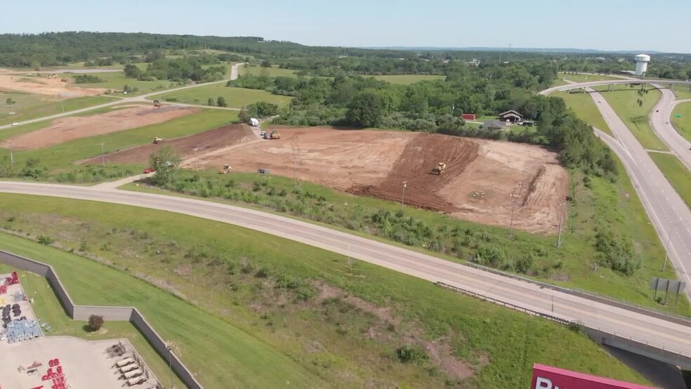 Primary Photo Of Highway 67 & Maple Street, Farmington Land For Sale