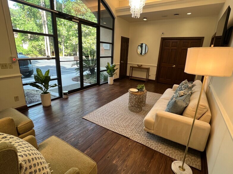 Primary Photo Of 70 N Main St, Hilton Head Island Office For Lease