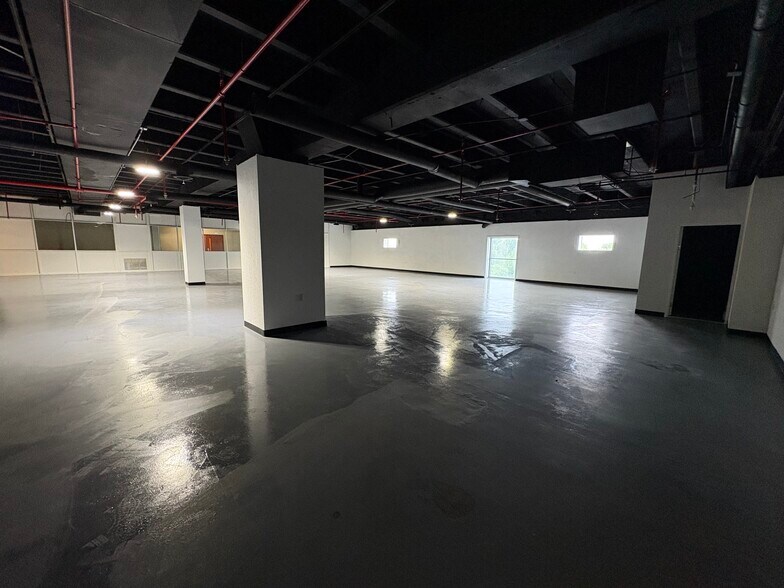 More Photos Of 1201 Cumberland Ave, West Lafayette Office For Lease