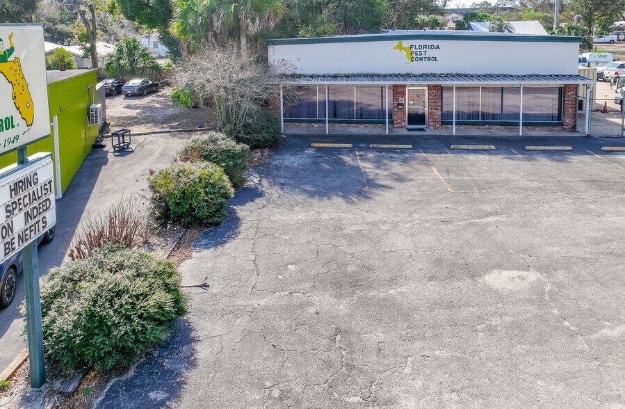 More Photos Of 2405 Crill Ave, Palatka Office For Sale