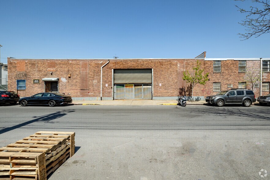 More Photos Of 104-03 180th St, Jamaica Warehouse For Lease