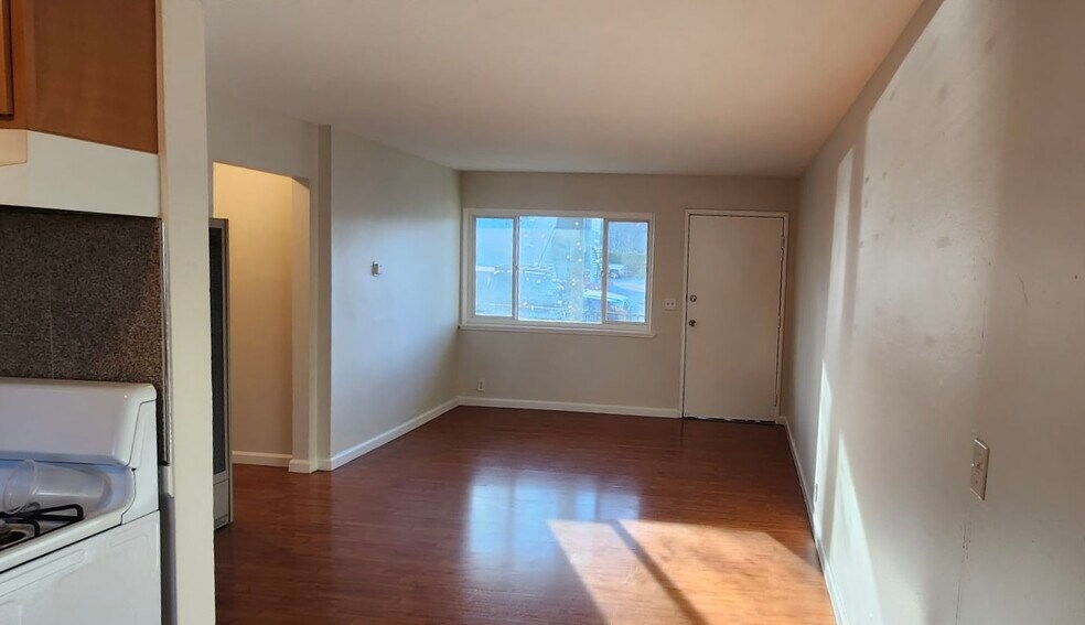 More Photos Of 811 Jeanne Ave, San Jose Apartments For Sale