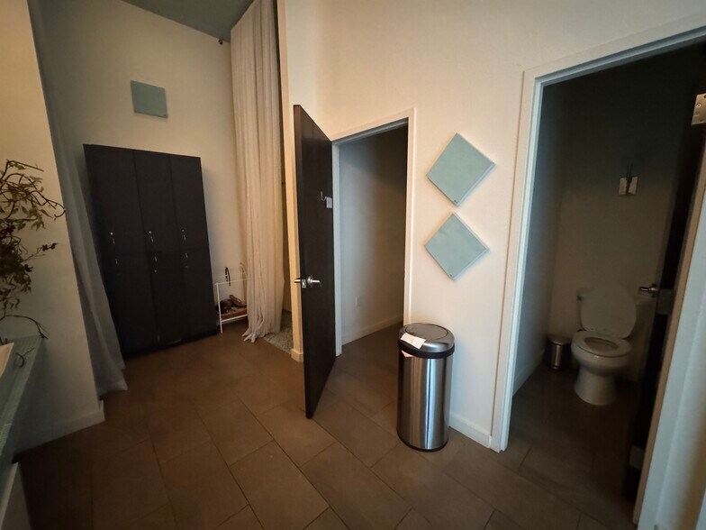 More Photos Of 2140 W Grande Blvd, Tyler Medical For Lease