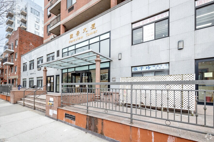 More Photos Of 13226 Avery Ave, Flushing Multifamily For Sale