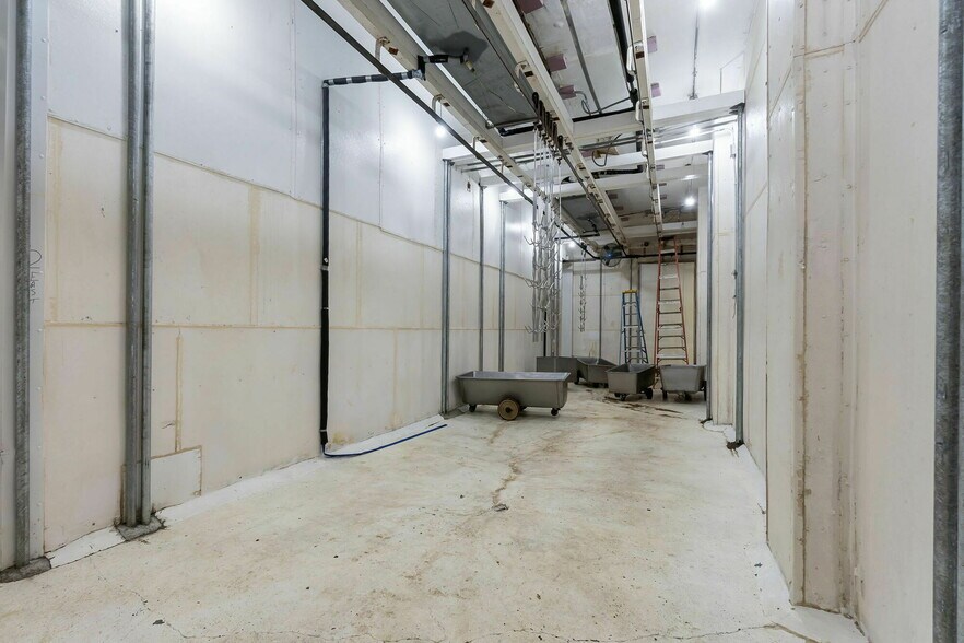 More Photos Of 3006 State Highway FF, Jackson Industrial For Sale