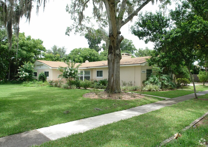 More Photos Of 1025 W New York Ave, Deland Coworking Space