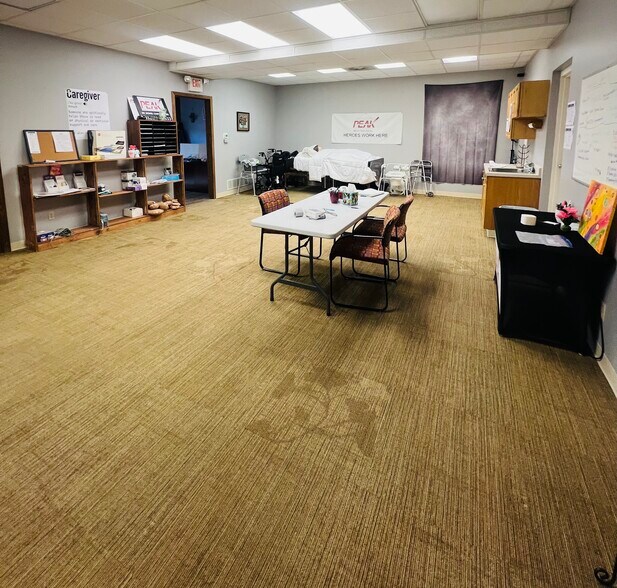 More Photos Of 4777 E State St, Rockford Medical For Sale