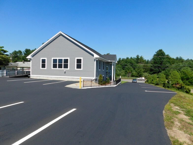 More Photos Of 271 Derry Rd, Litchfield Medical For Sale