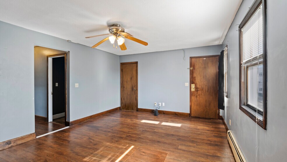 More Photos Of 124 Waterman Ave, East Providence Apartments For Sale