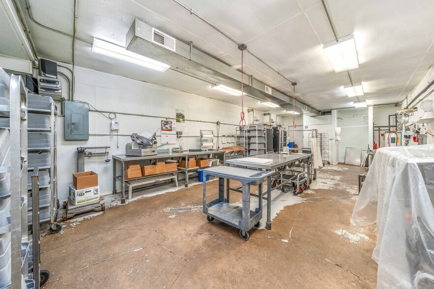 More Photos Of 101 S East St, Earlville Specialty For Sale