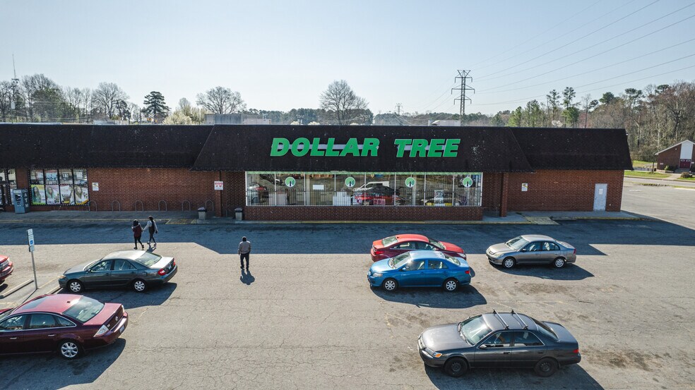 More Photos Of 907 N Miami Blvd, Durham General Retail For Lease