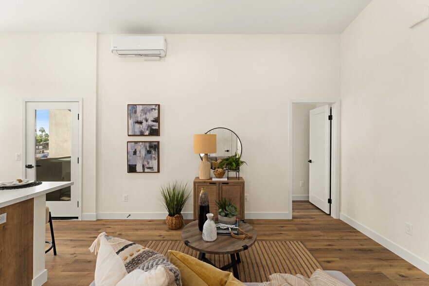 More Photos Of 6283 Lorca Dr, San Diego Apartments For Sale