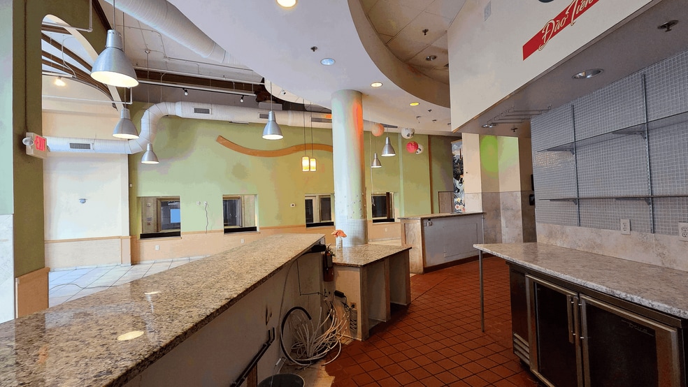 More Photos Of 820 Olive St, Saint Louis Restaurant For Lease