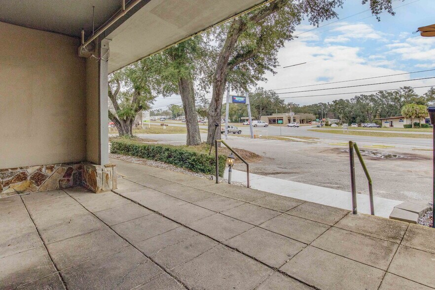 More Photos Of 131 New Warrington Rd, Pensacola Restaurant For Sale