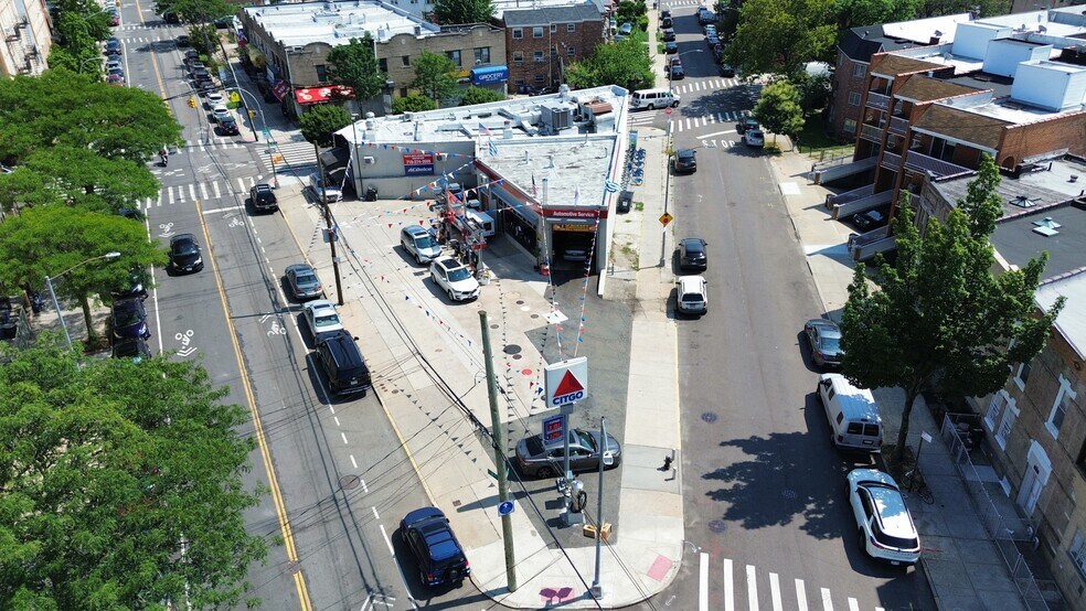 More Photos Of 3102 44th St, Astoria Land For Sale