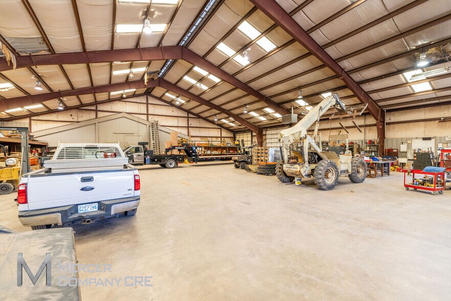 More Photos Of 1412 S Walker Ave, Oklahoma City Warehouse For Sale
